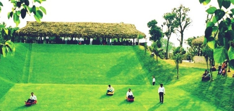 trượt cỏ ở đâu gần hà nội